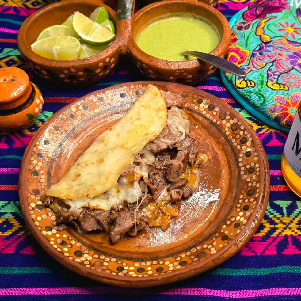 Quesadilla de Bistec de Res