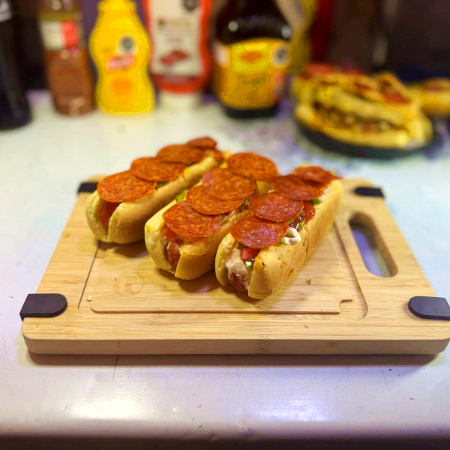 3 Pizza Dog