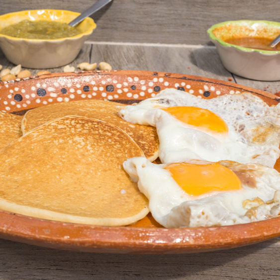 Hot Cakes con Huevo