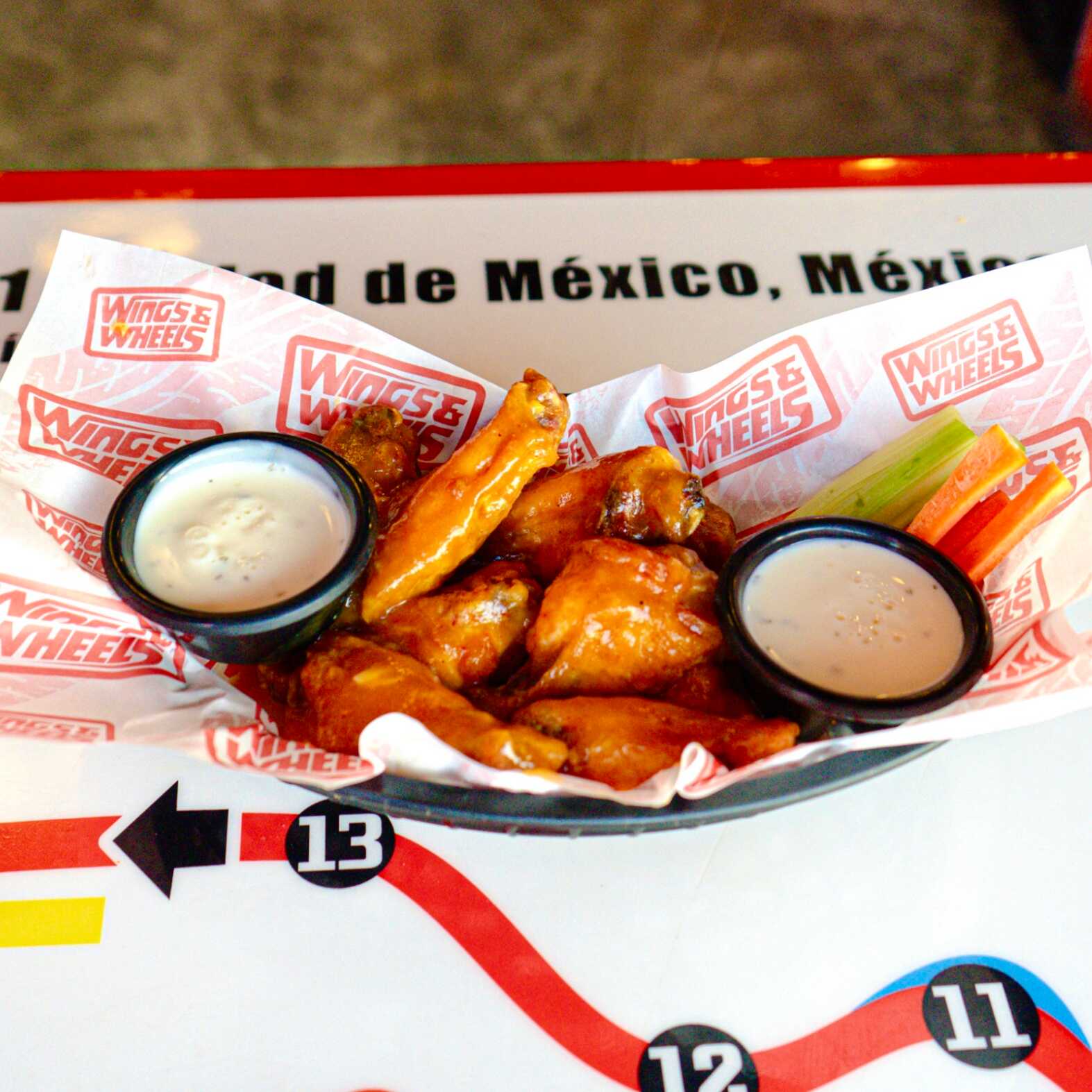 Orden de 12 Piezas de Alitas