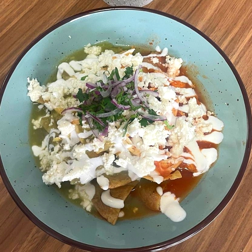 Chilaquiles verdes o rojos individuales