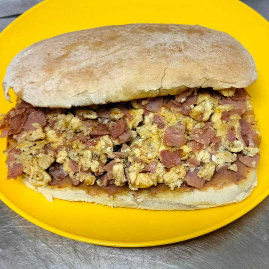 Torta de Huevo con Jamon