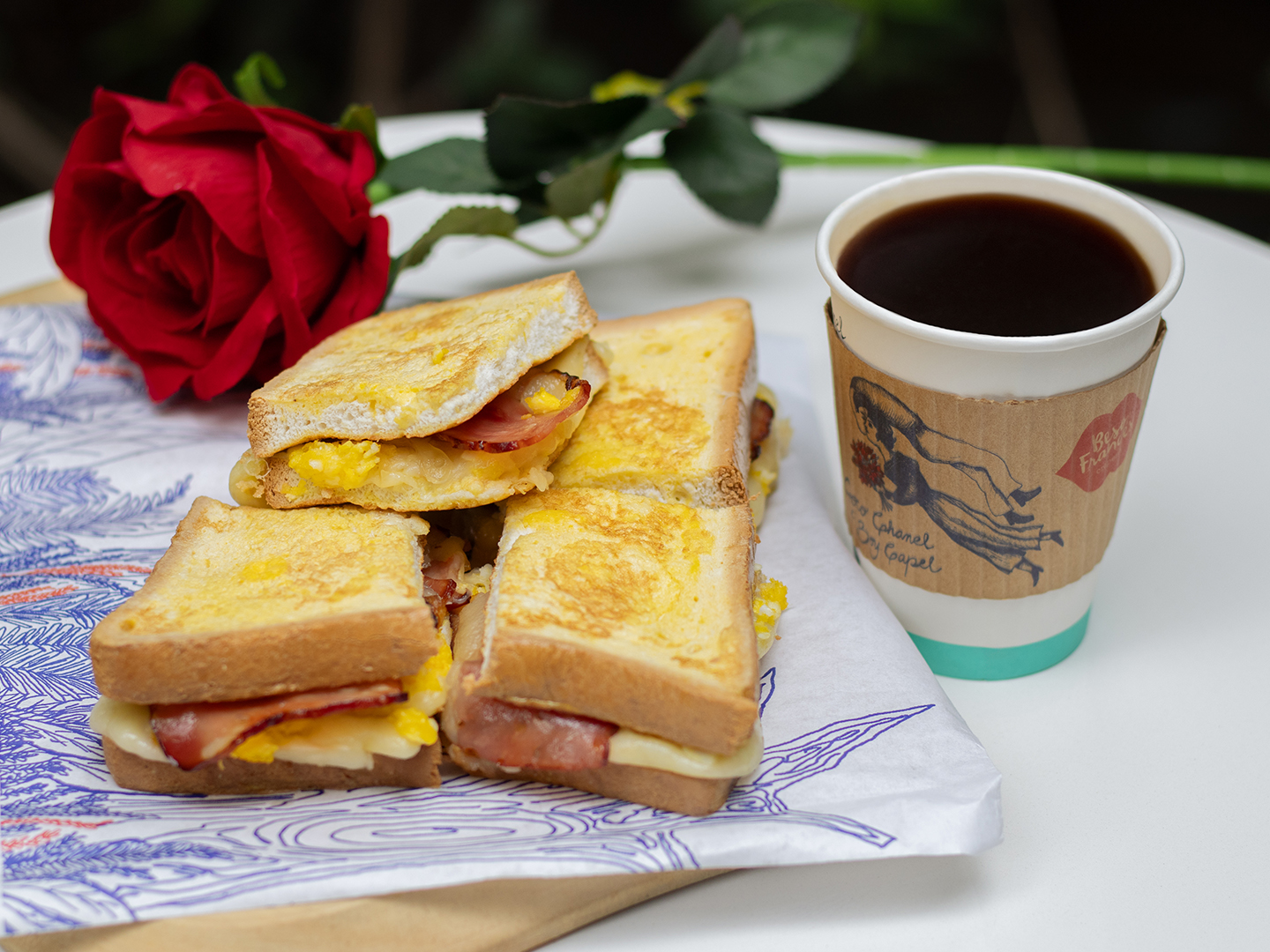 Duo Sándwich + Café