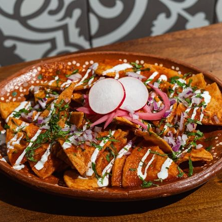 Chilaquiles en Salsa Roja