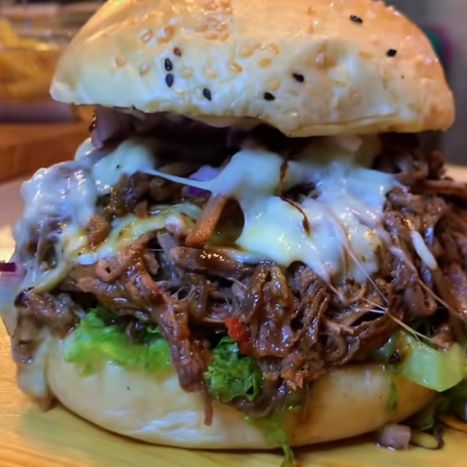 Hamburguesa Deshebrada