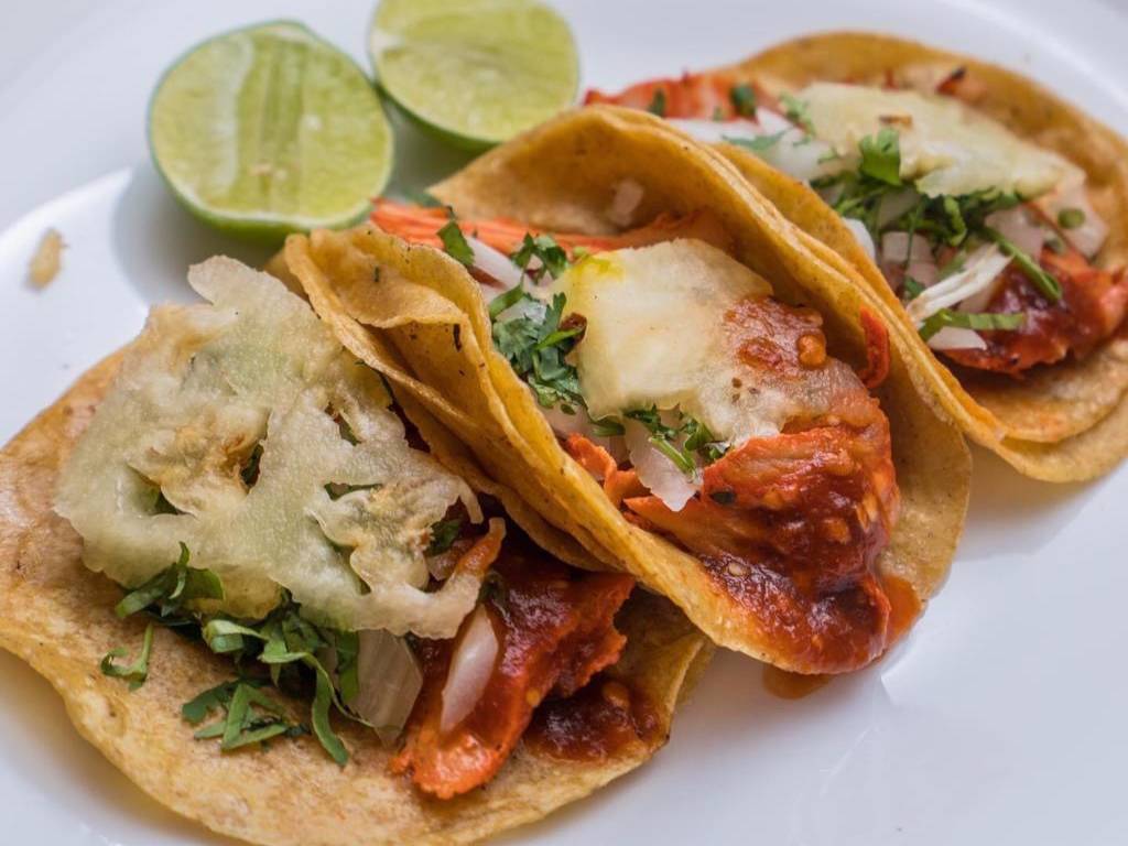 Tacos de la Esquina (1 Pieza)