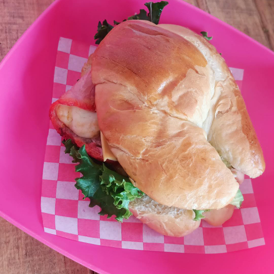 Cuernito de Salchicha