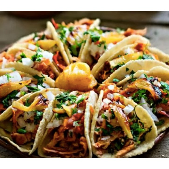 Combo 10 Tacos al Pastor + 2 Aguas de 1lt.