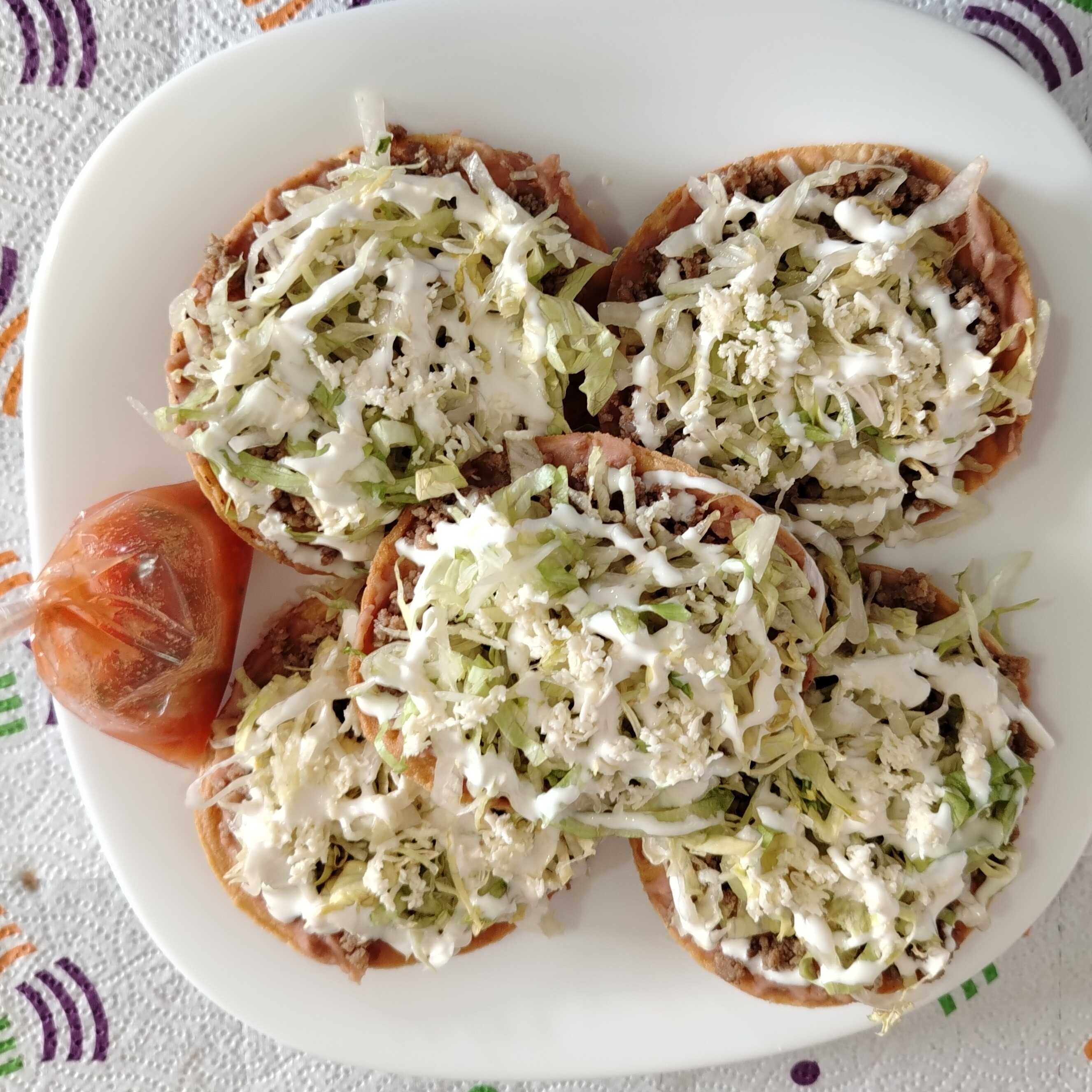 5 Tostadas De Picadillo