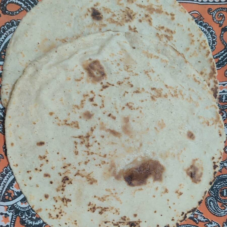 Tortilla de Maiz Hecha a Mano