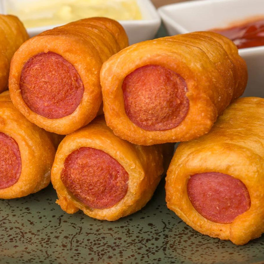 Enroladinho de salsicha, salgado de 48 a 50gm