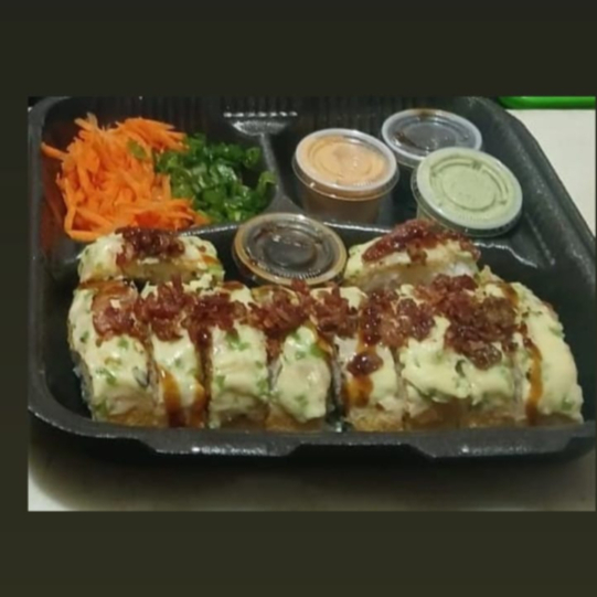 PROMOCION DE DOS ROLLOS 3 QUESOS ROLL