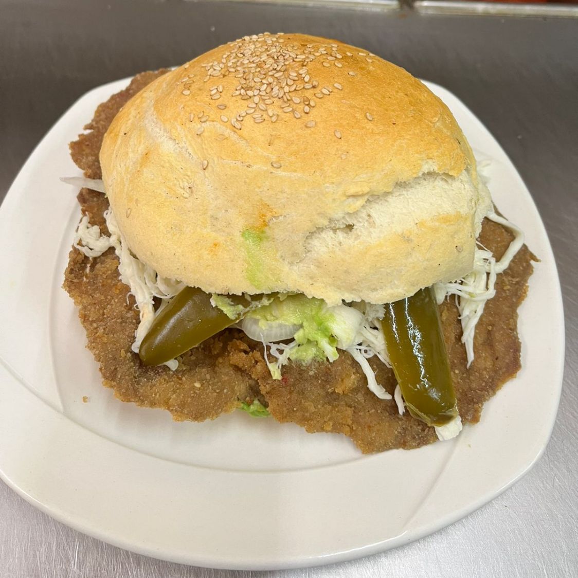 Cemita de Milanesa de Res.