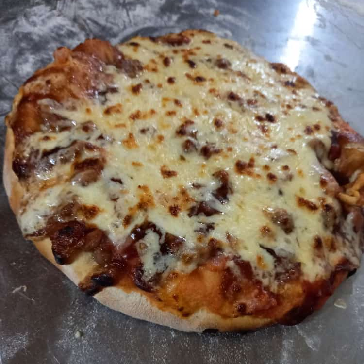 Combo-Pizza Personal + Bebida 250