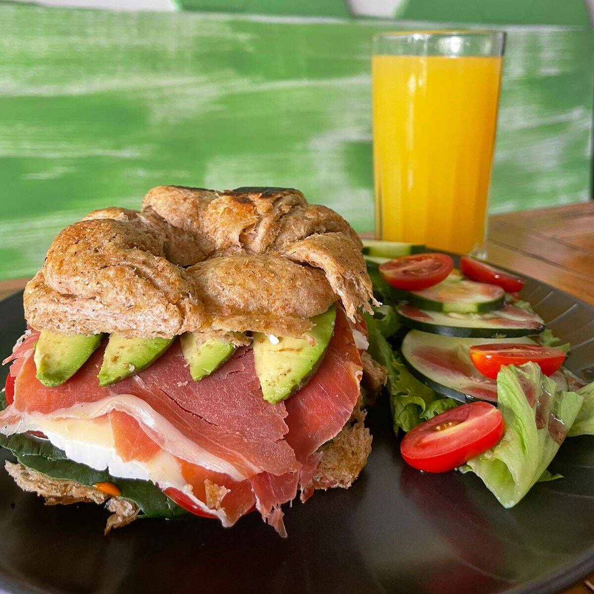 CROISSANT JAMON SERRANO