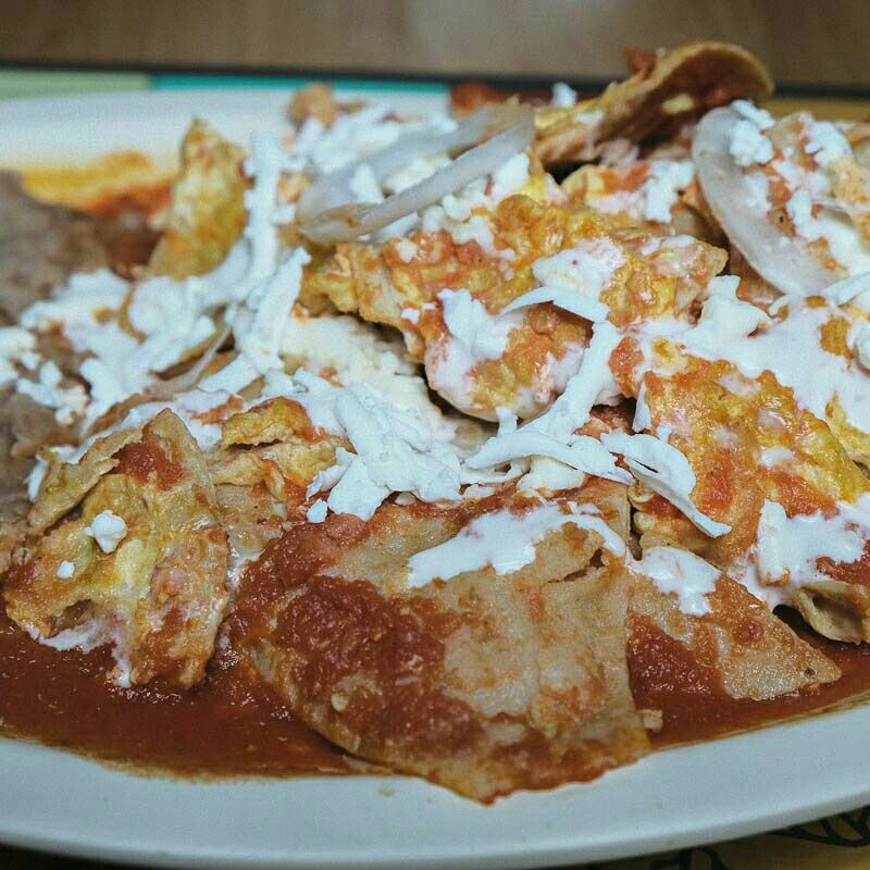 Chilaquiles con Pollo