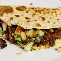 Gringa de Arrachera al Carbón