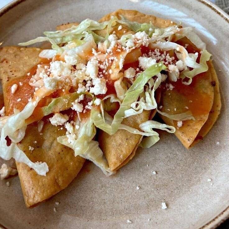 TACOS DORADOS DE POLLO
