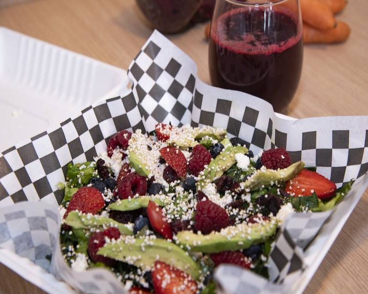 ENSALADA DE FRUTOS ROJOS