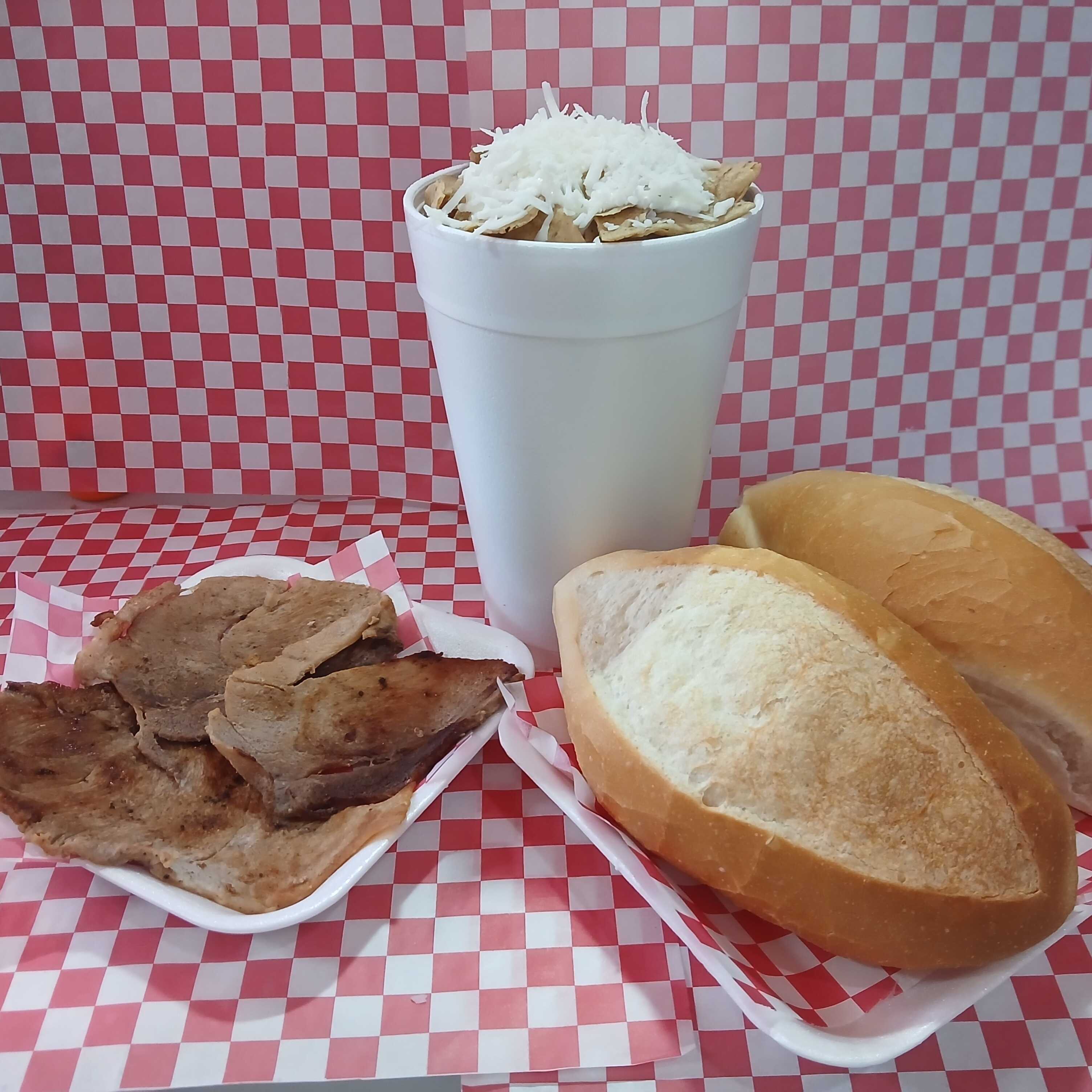 Mega Chilaquiles de Litro