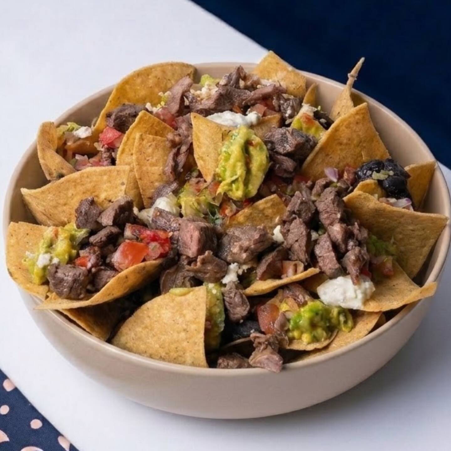 Nachos Carne Bowl