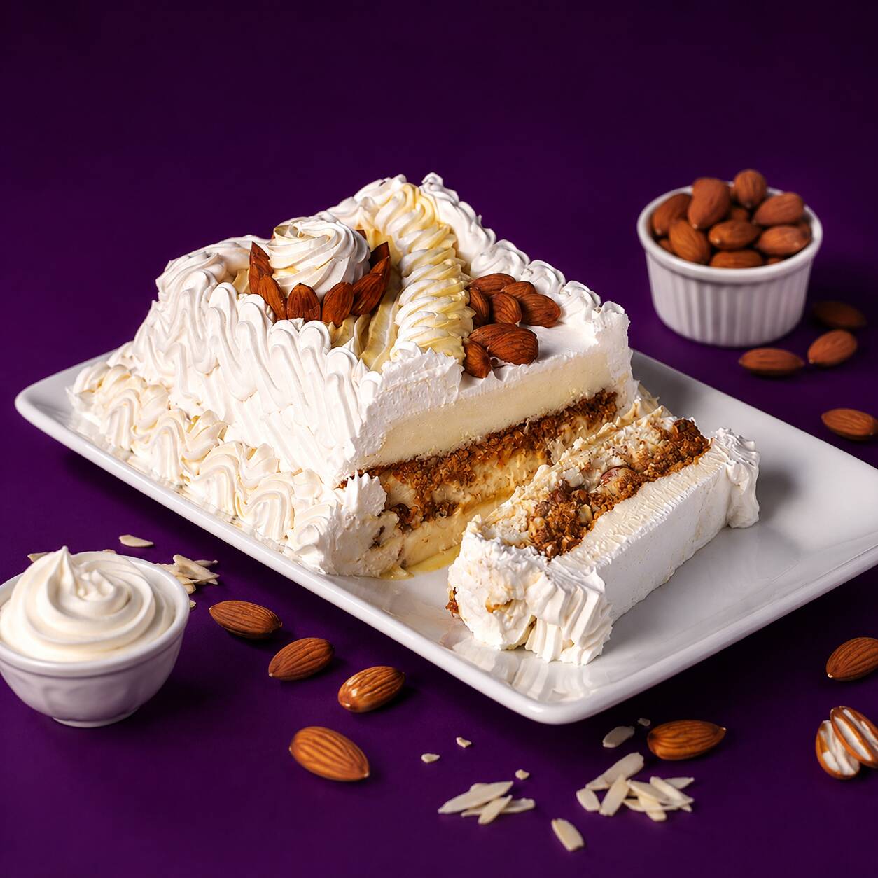 Deliciosa torta de sorvete de 200g, preparada com sorvete de creme, amêndoas selecionadas e cobertura de chantilly. Uma sobremesa gelada, cremosa e perfeita para qualquer momento!
Observação: O produto é enviado em 1 pedaço de aproximadamente 200g, cuidadosamente embalado para garantir a qualidade e o sabor da sua sobremesa.