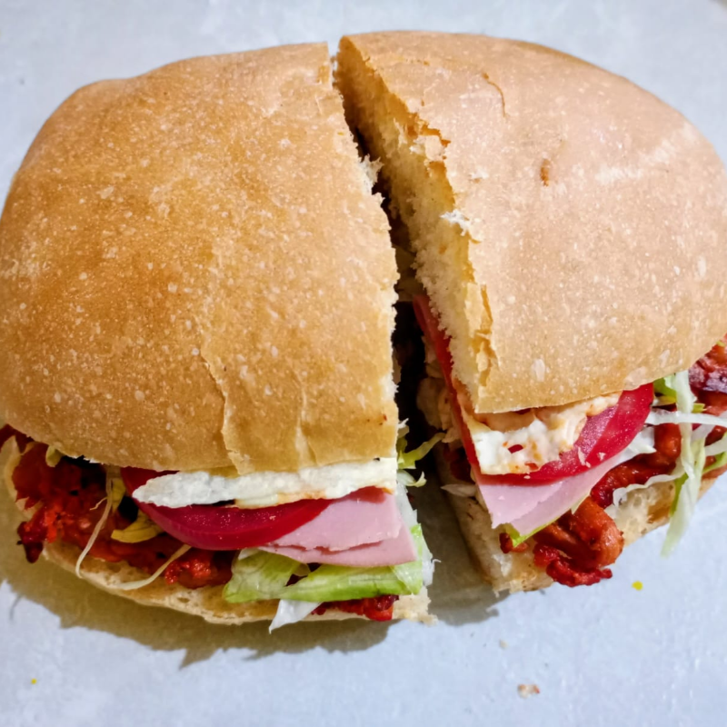 TORTA, CARNE ASADA.