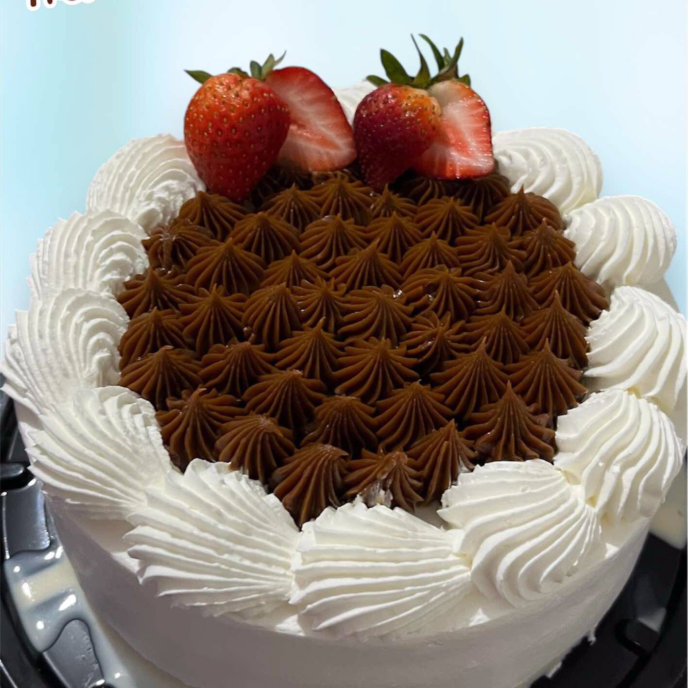 Pastel Tres Leches con Dulce de Leche