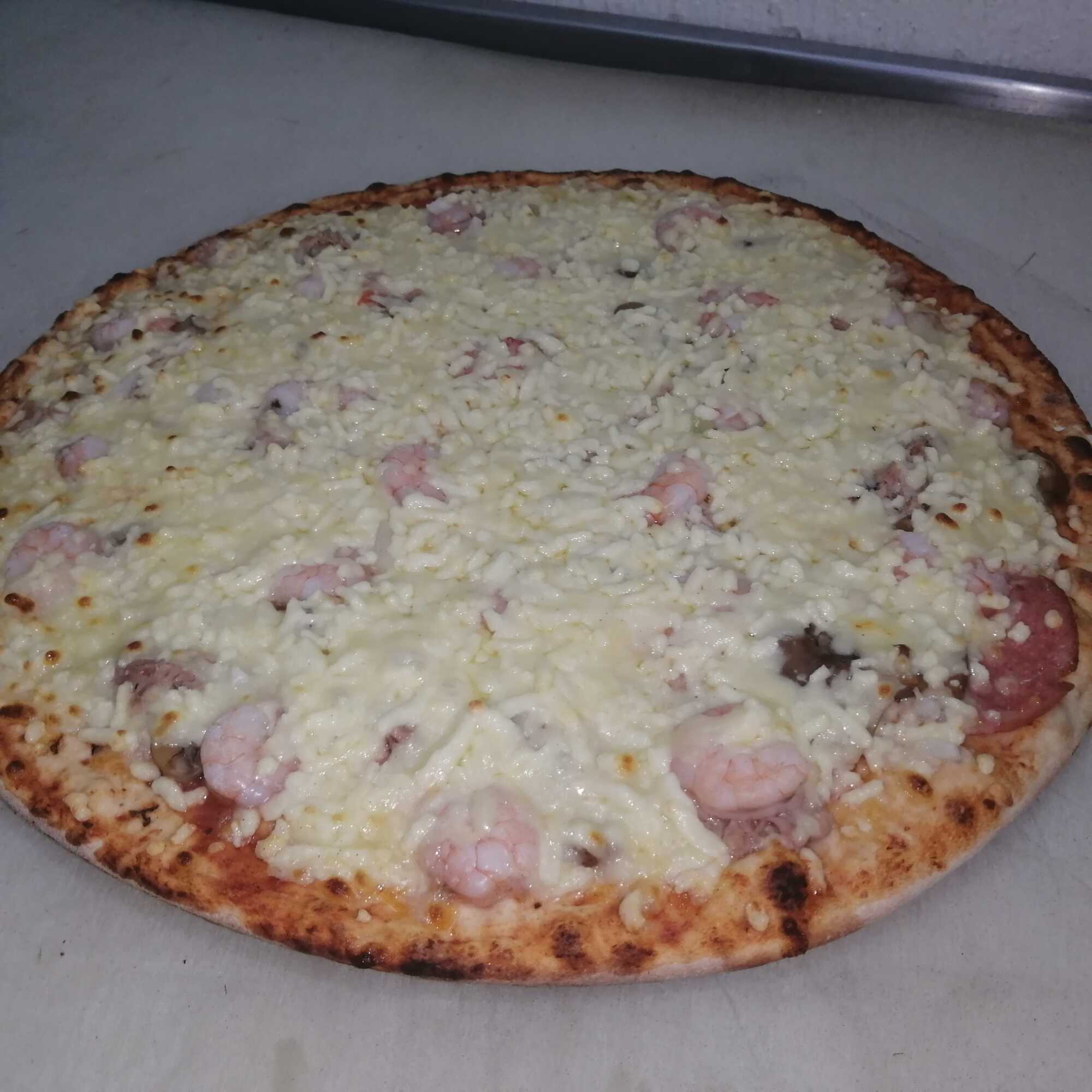 PIZZA INDIVIDUAL SUPREMA MARISCOS