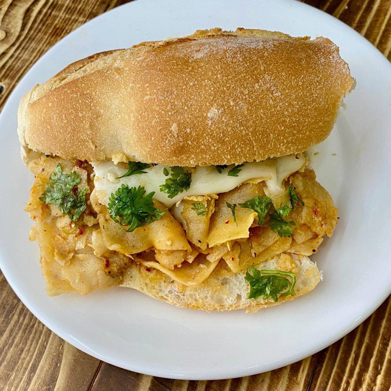 Torta de Chilaquiles