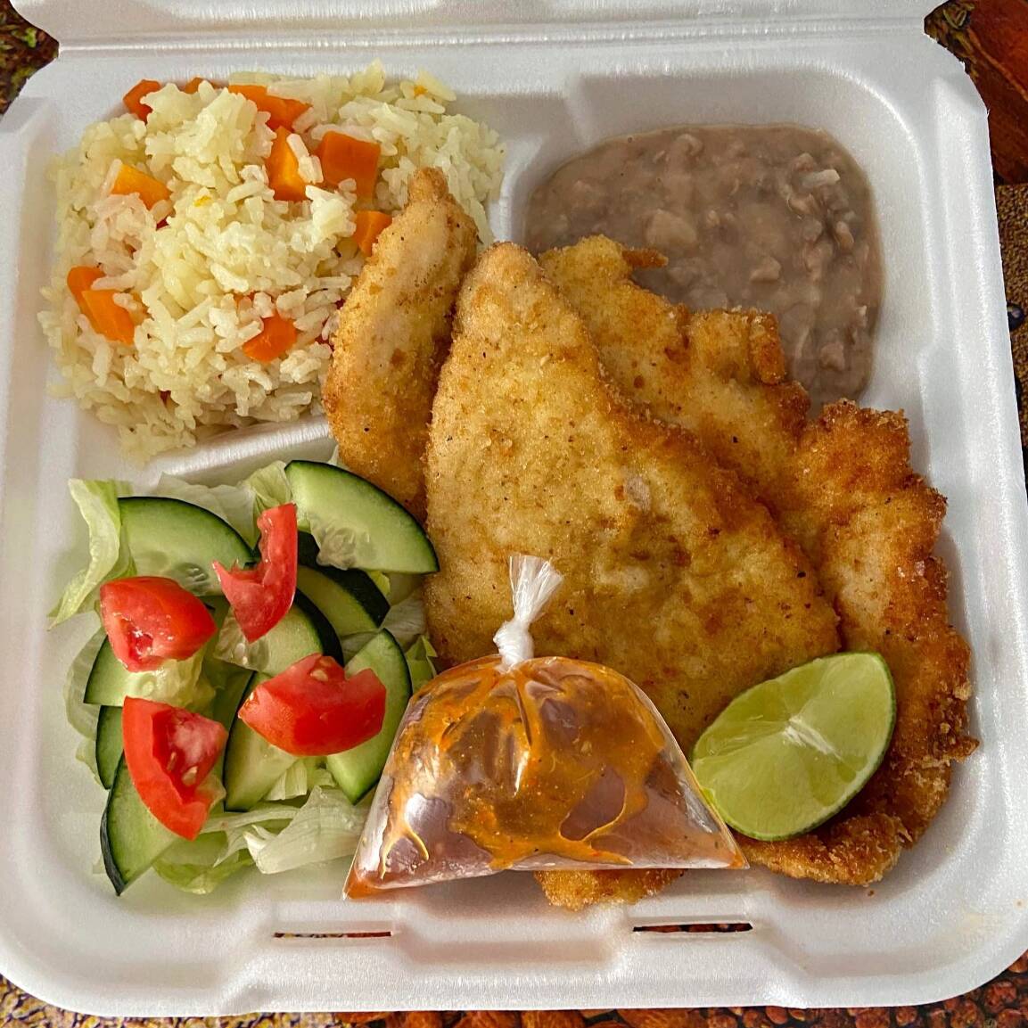 Milanesa empanizada de carne de cerdo