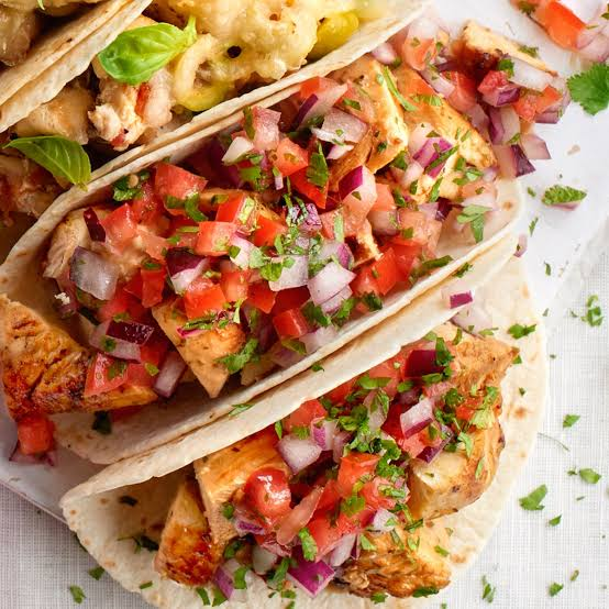 Trio de Pollo Adobado