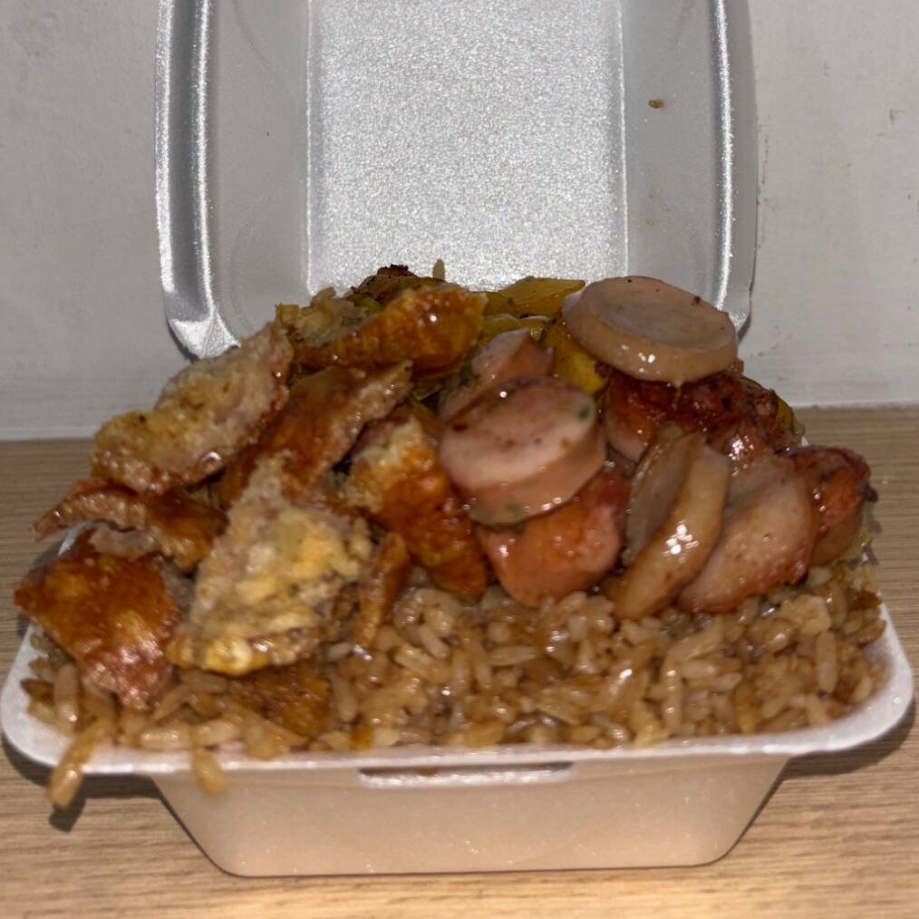 Especial Chorizo Y Chicharrón