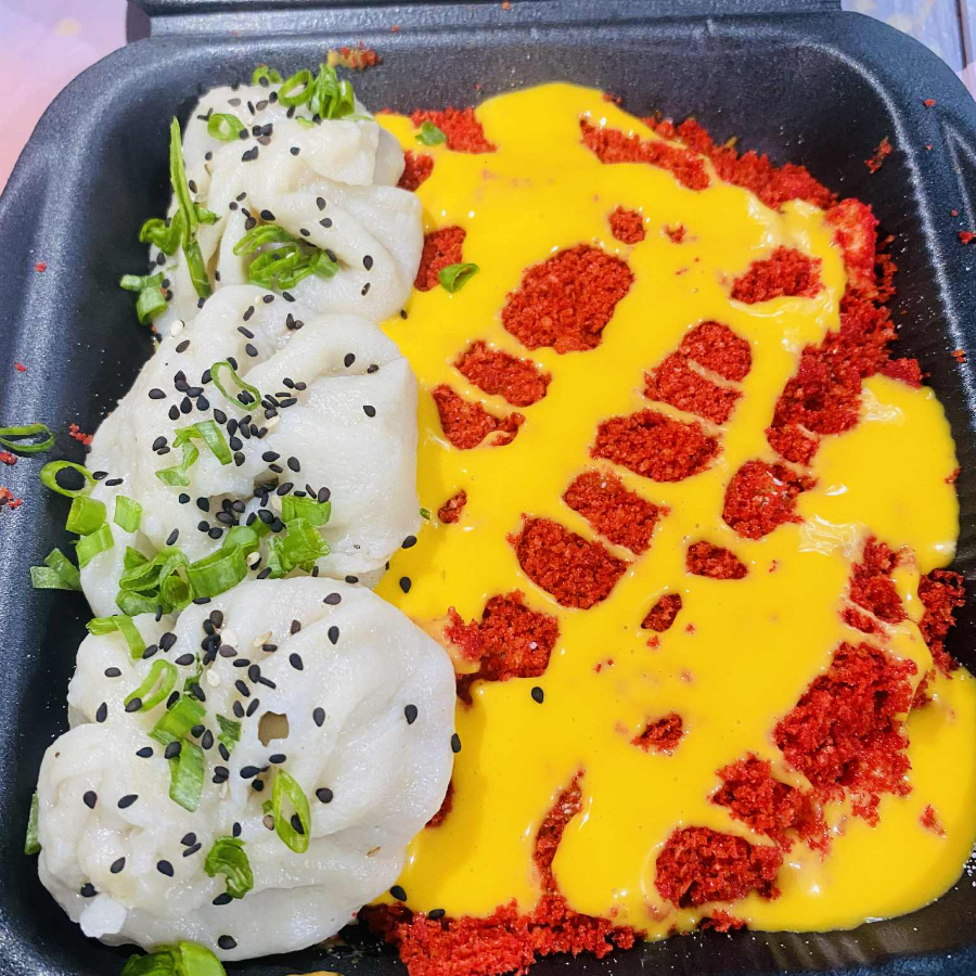 Ramen Flaming con 3 Dumplings