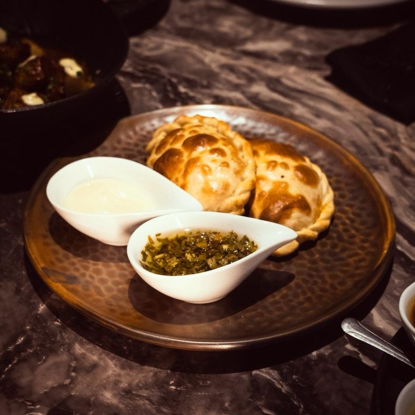 Empanada Argentina Con Carne Estofada.