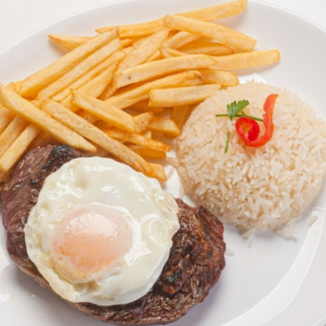 Acompanha: Arroz, feijão, fritas, vinagrete e farofa