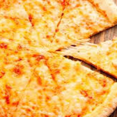 Molho de tomate, mussarela, provolone, catuptry, gorgonzola, orégano e azeitona