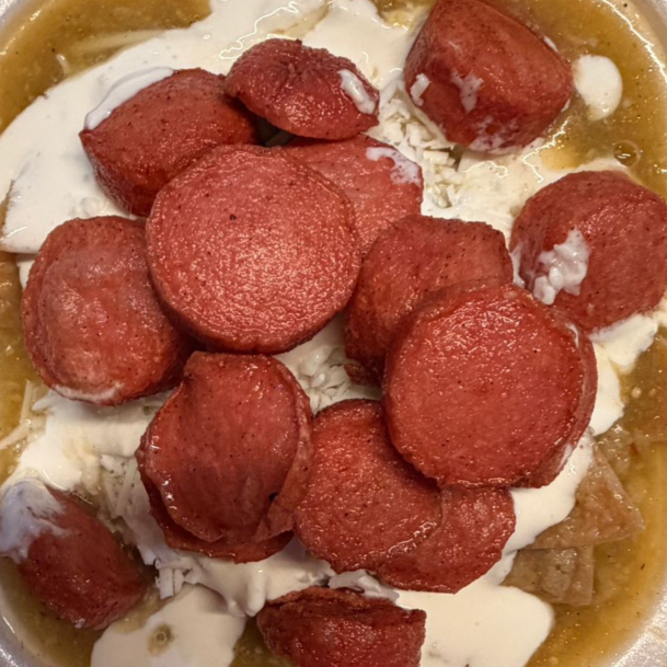 Chilaquiles de Salchicha