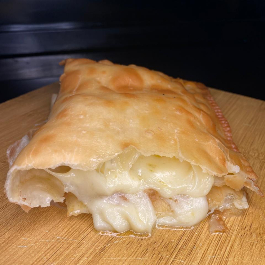 Cremoso e derretendo a cada mordida. Simples, mas irresistível! . . . . . . . . . . ##Tags## promoção promocao oferta desconto combo entraga gratis taxa grátis pastel de feira gostoso barato Catupiry carne burger burguer lanche janta salgado cupon cupom pizza esfirra esfiha crepe tapioca