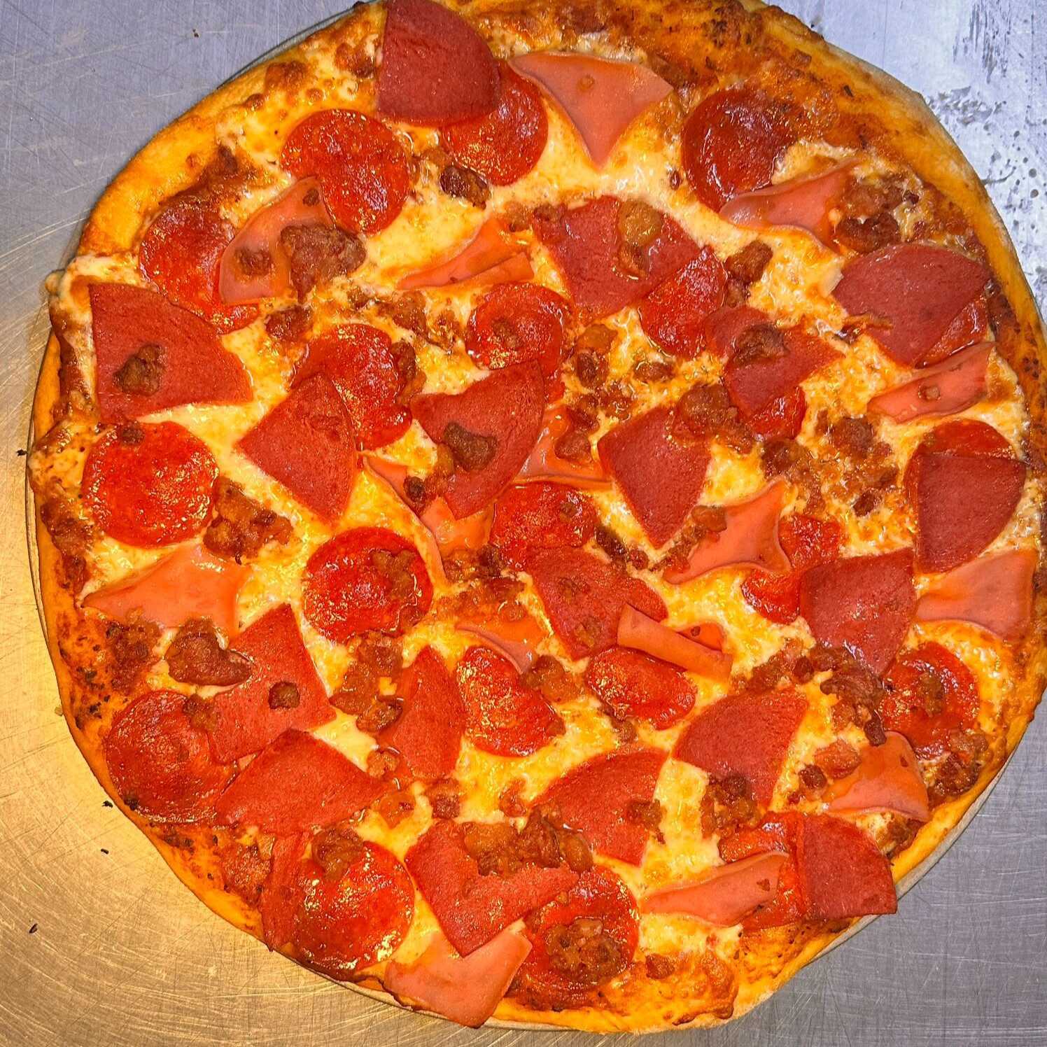 Pizza Grande Carnívora*