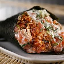 Camarão, salmão e kani