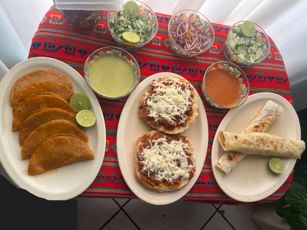 El Caracol - Tacos Y Más