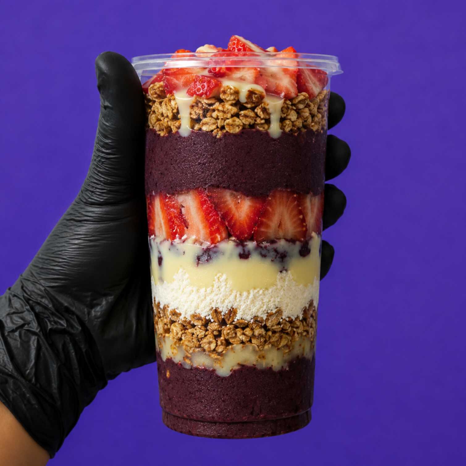 Açaí ou Creme do seu jeito I 300ml + 3 itens Grátis. Açaí no copo de 300ml: Escolha entre as opções para se deliciar. Vão 3 complementos totalmente grátis.