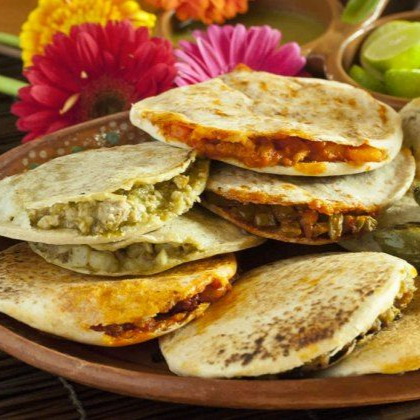 Gordita de Frijoles con Queso