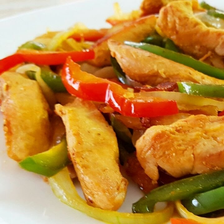 Casado con Fajitas de Pollo a la Plancha
