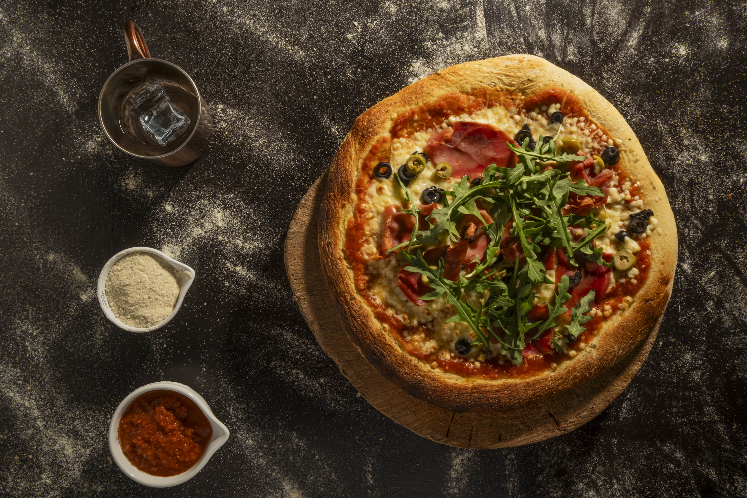 JAMON SERRANO CON ARUGULA
