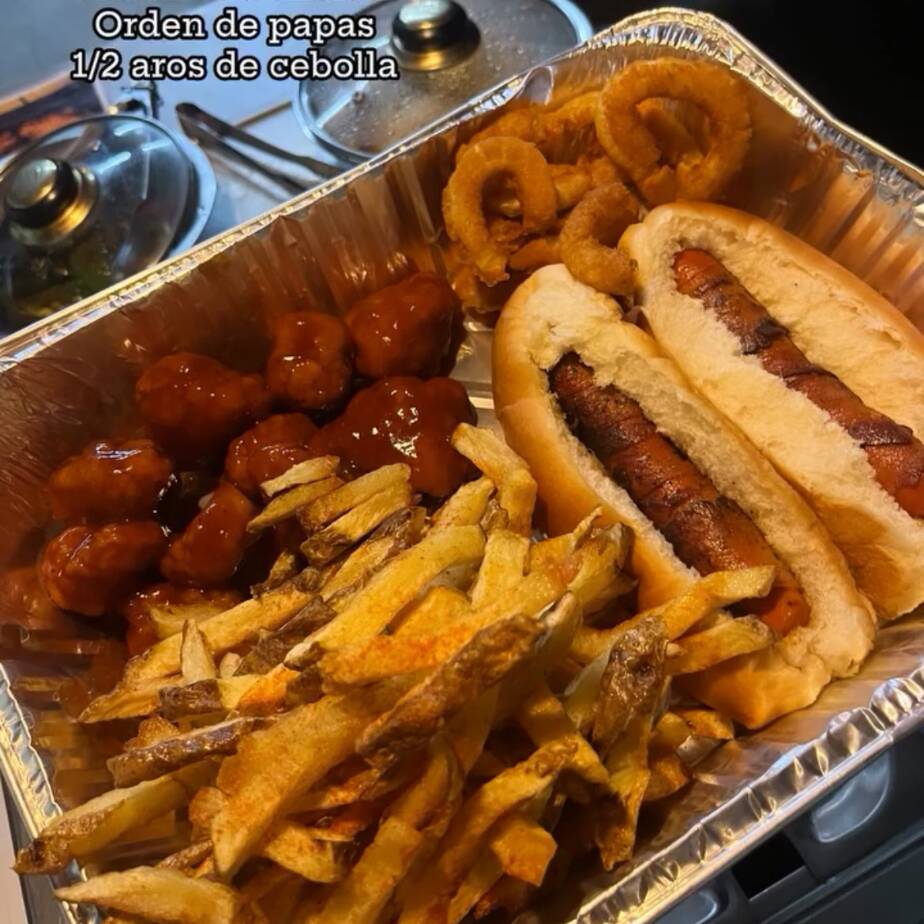 Para 2 Hot Dogs