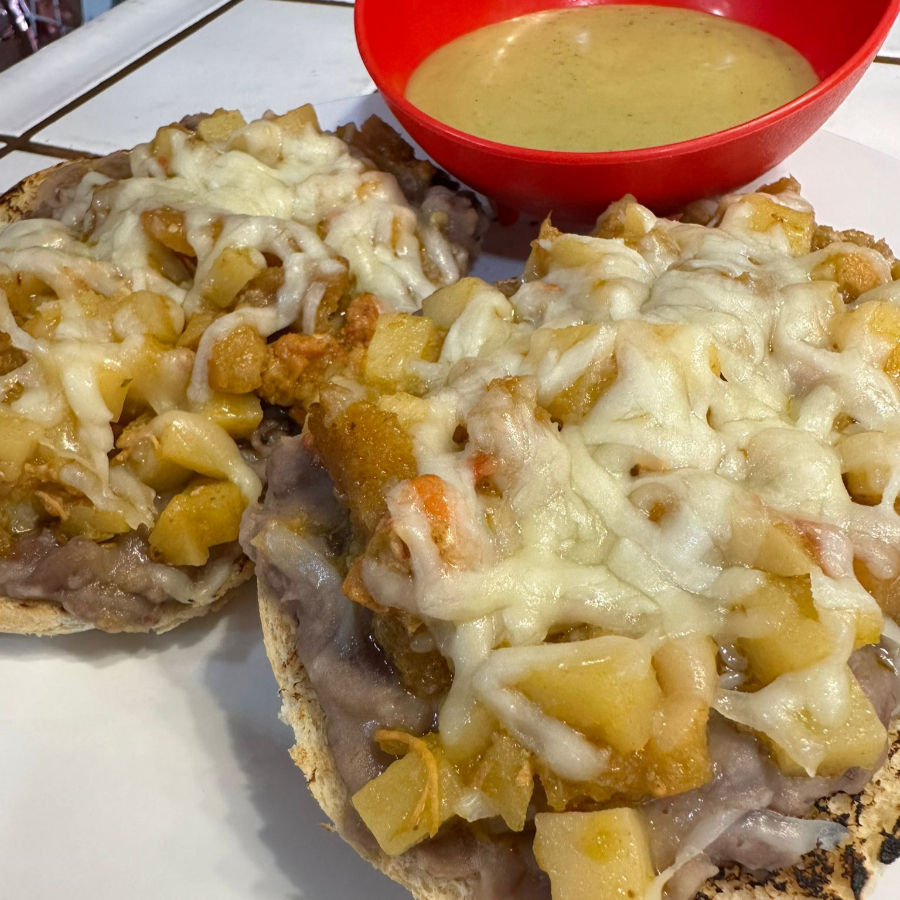 Mollete (a Elegir de Todos Los Guisos)