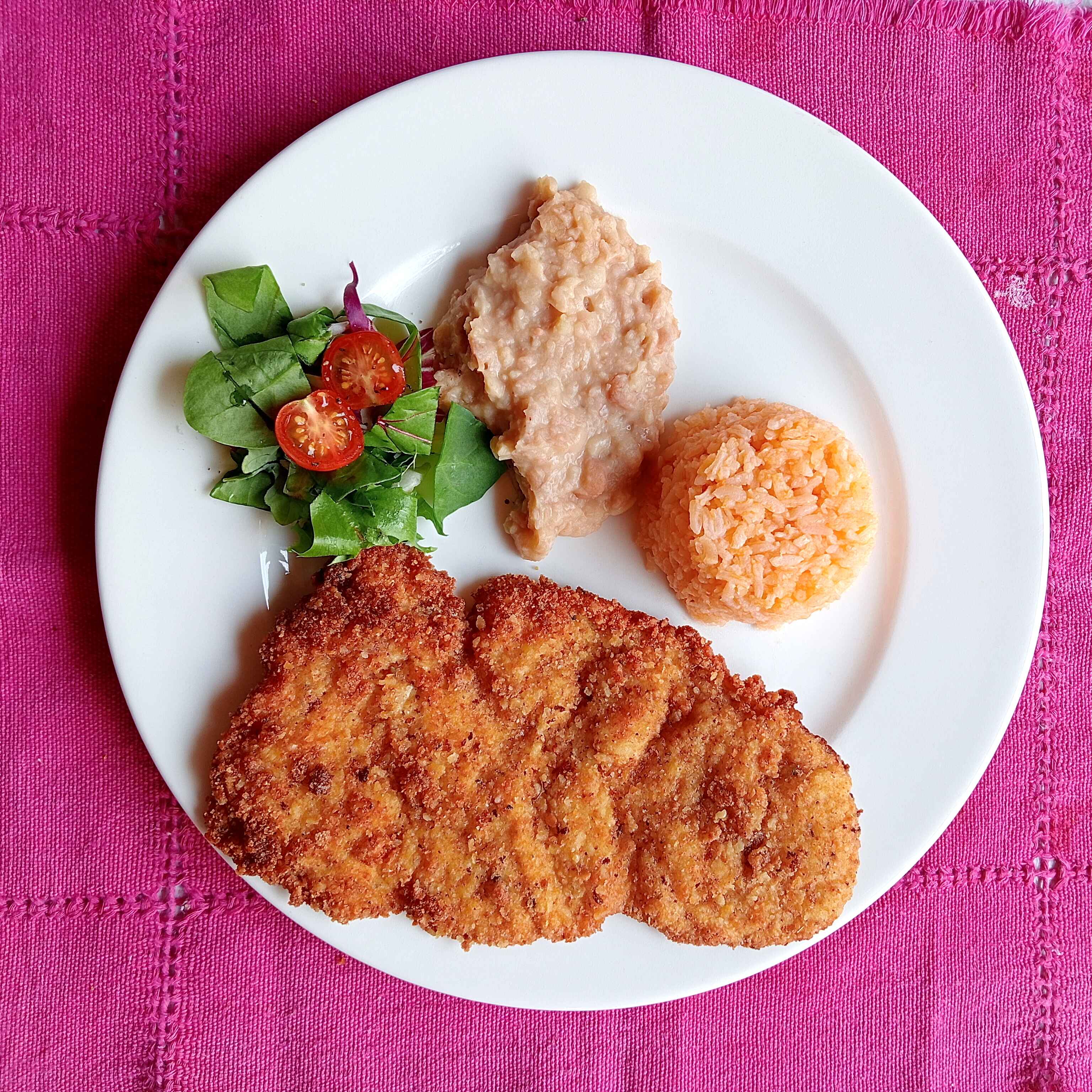 Milanesa de Pollo Empanizado