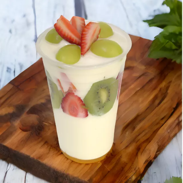 Yogurt natural con frutas